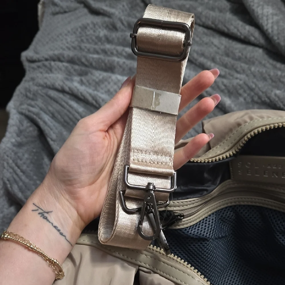 Sol And Selene Sixth Sense Woven Shoulder Bag in Nude - Picture 6 of 6